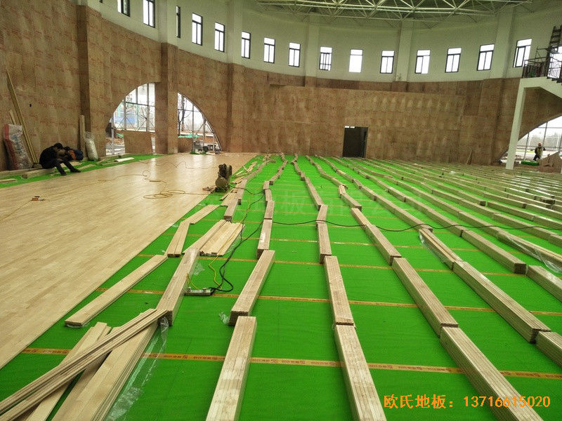 江西榮江金色春城小學運動館體育地板鋪裝案例3