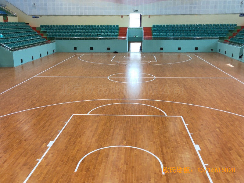 云南官渡區體育館運動木地板鋪裝案例3