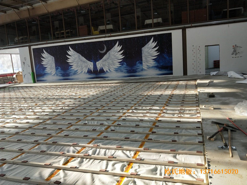 長春CBD汽車生活館籃球館運動木地板鋪設(shè)案例1