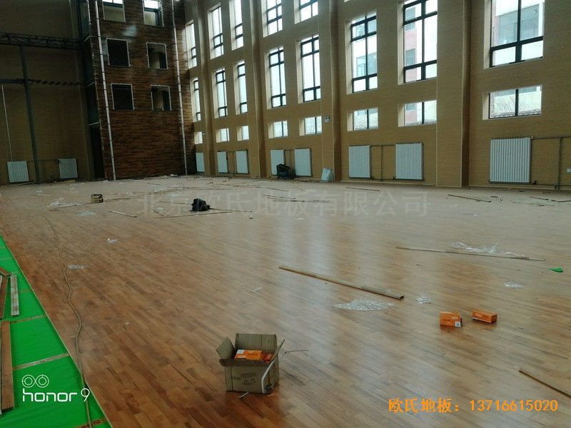 青海西寧大通消防大隊籃球館體育地板鋪設案例2