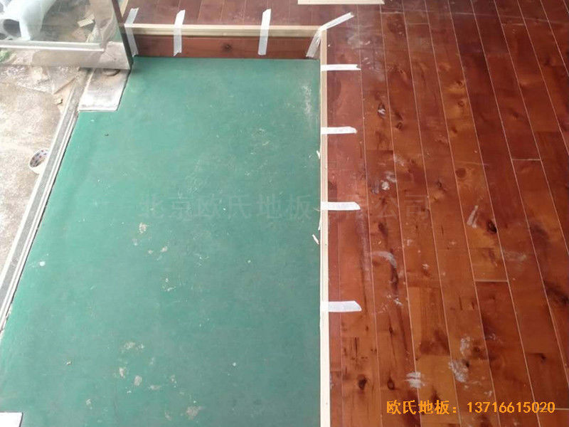 四川南充順慶區(qū)消防隊(duì)運(yùn)動(dòng)館體育地板鋪裝案例3