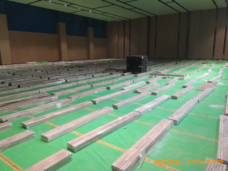 山東臨沂掌舵會所運動館運動木地板鋪設案例2
