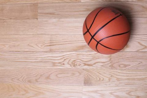 場館鋪裝運動木地板后出現吱吱聲，如何緩解？