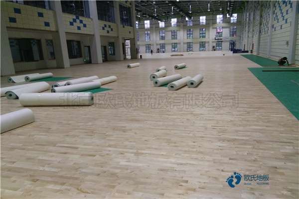 有什么專業(yè)籃球場(chǎng)地板
