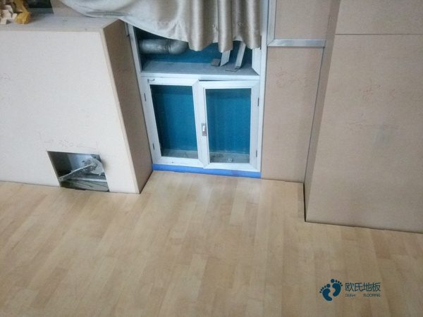 用哪種專業體育地板