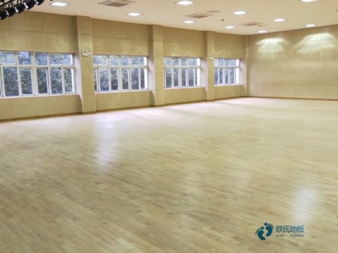 籃球木地板參數要求