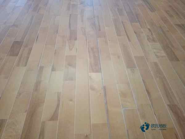 哪里有體育運動木地板公司