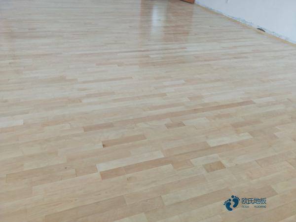 運動型木地板價格低