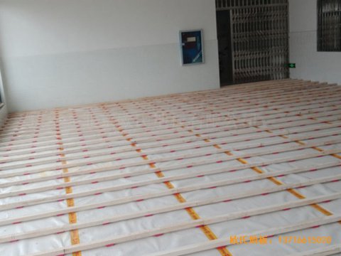 湖南衡陽(yáng)鐵一中運(yùn)動(dòng)館體育地板鋪設(shè)案