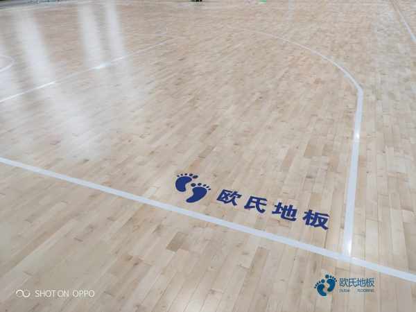 籃球場室內木地板施工1