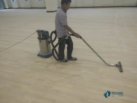 學校籃球館木地板施工單位