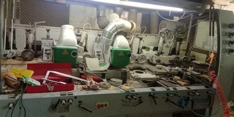 中學(xué)籃球運(yùn)動木地板施工步驟