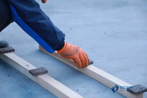 中學(xué)籃球場館地板施工工藝