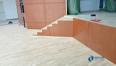 運(yùn)動木地板施工前基礎(chǔ)要求