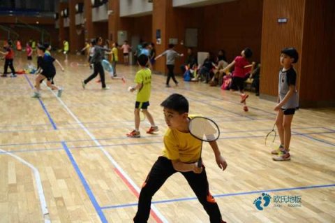 單龍骨運動體育地板保養知識