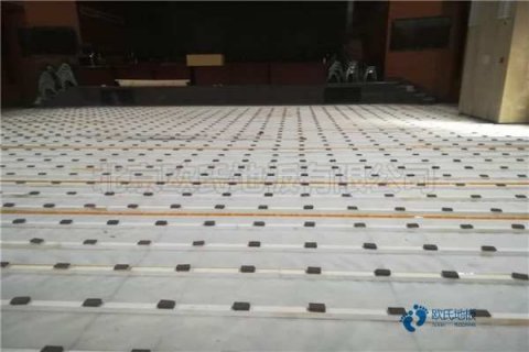 購(gòu)買運(yùn)動(dòng)館木地板哪個(gè)品牌好