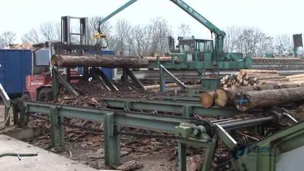 籃球場(chǎng)木地板施工廠家1